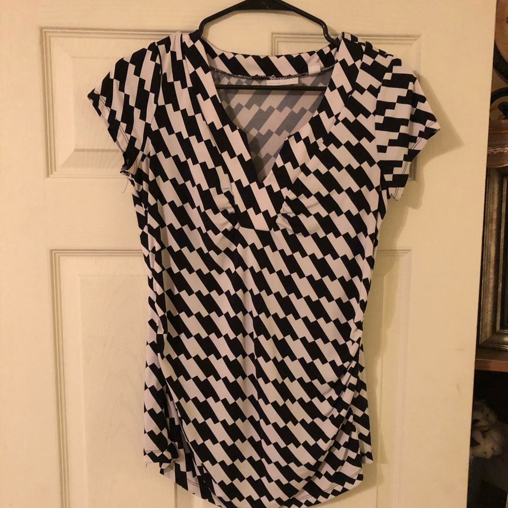 NY&Company black and white checkered blouse.